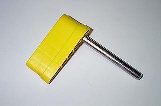 Flipper - Small Yellow with Shaft